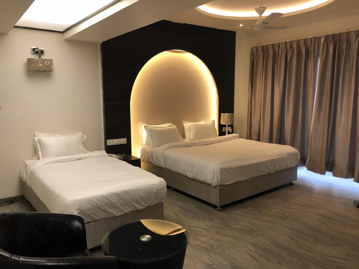 Hotel Sharanam Shegaon Exterior foto