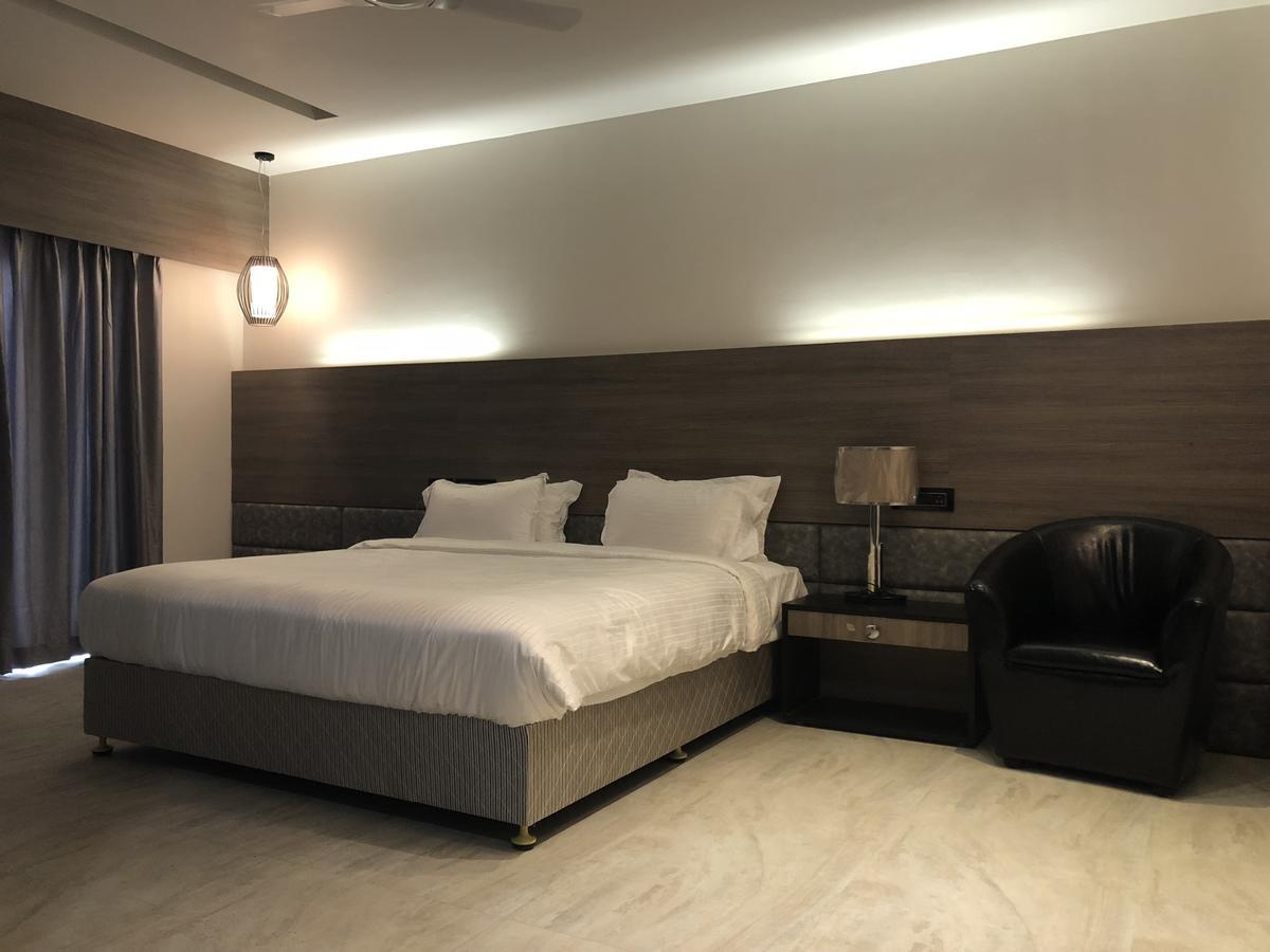 Hotel Sharanam Shegaon Exterior foto